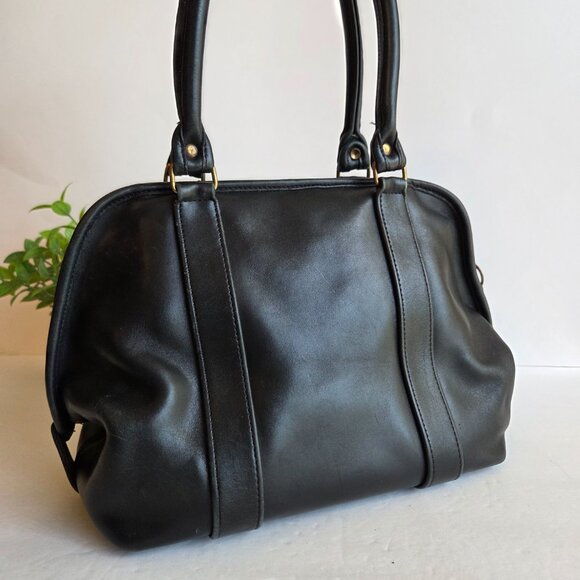 EUC Vintage Coach Soft Satchel (4055) in Black - Picture 3 of 14